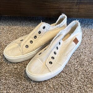 Casual Women's Slip-On Sneakers